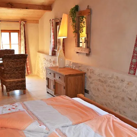 'deux Couples' Dans Le Paradis Des Gourmands, De Paix Et De Quiétude - Inclus Soirée Dégustation Vin&viande * Saint-Jean-de-Côle